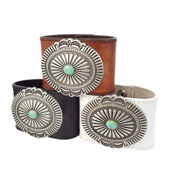 Genuine Leather Cuffs with Star Cut-out (Copy) - Picture 3 of 3